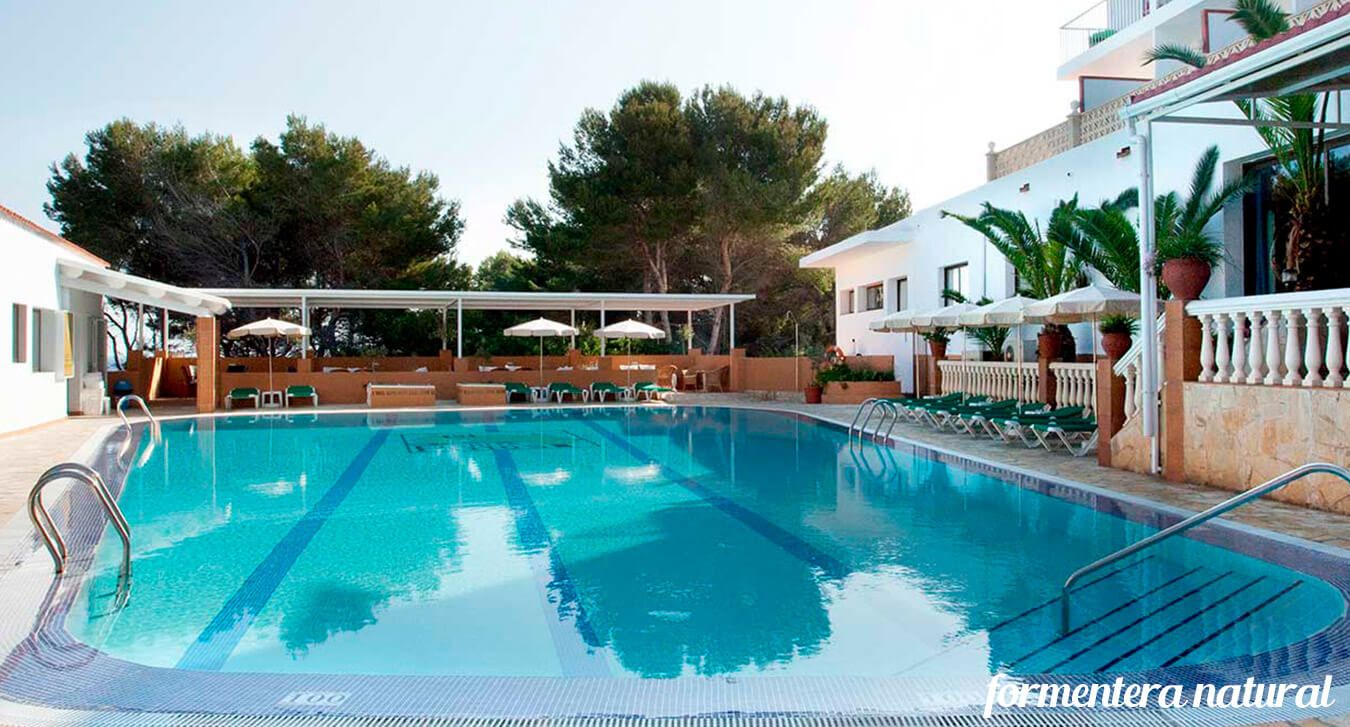 Formentera-Hotel-2 Entre pinos Formentera