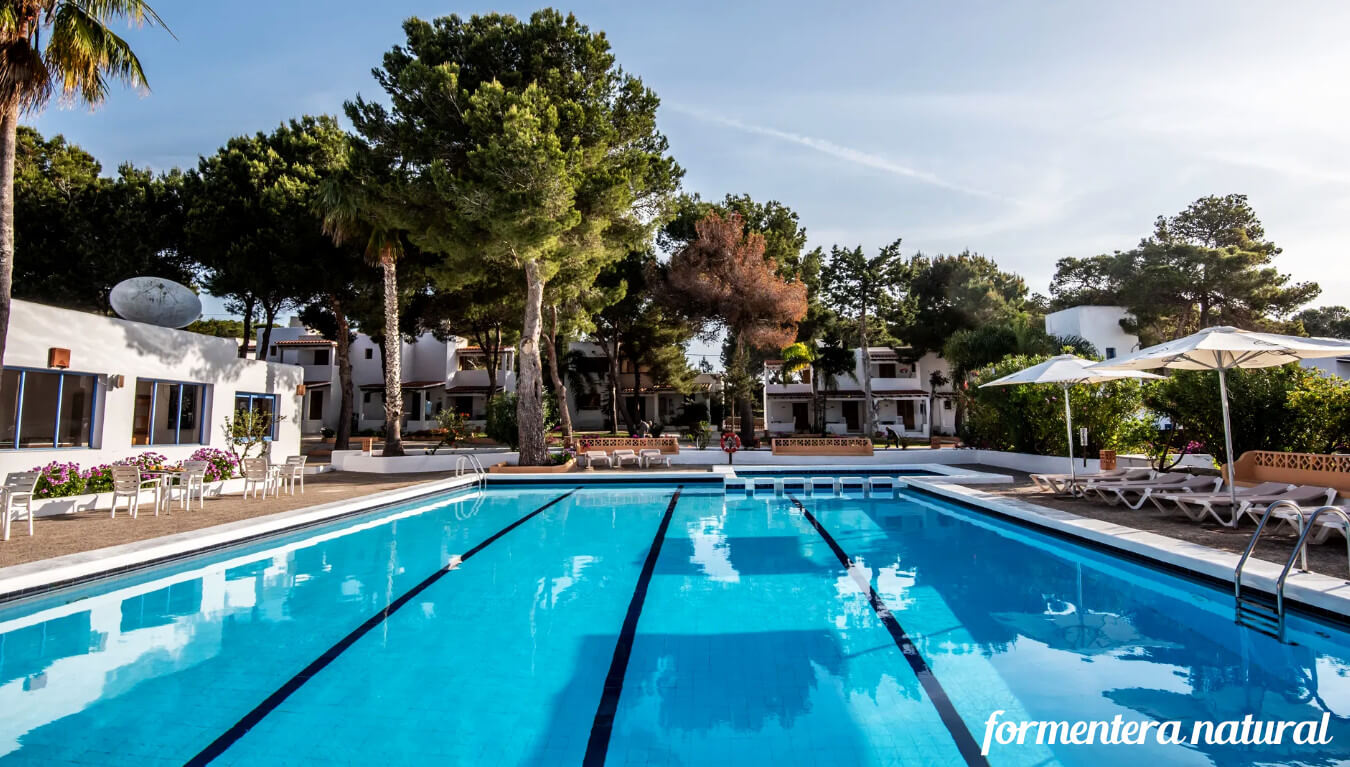 Bungalow con piscina Migjorn Formentera Bungalow con piscina Migjorn Formentera