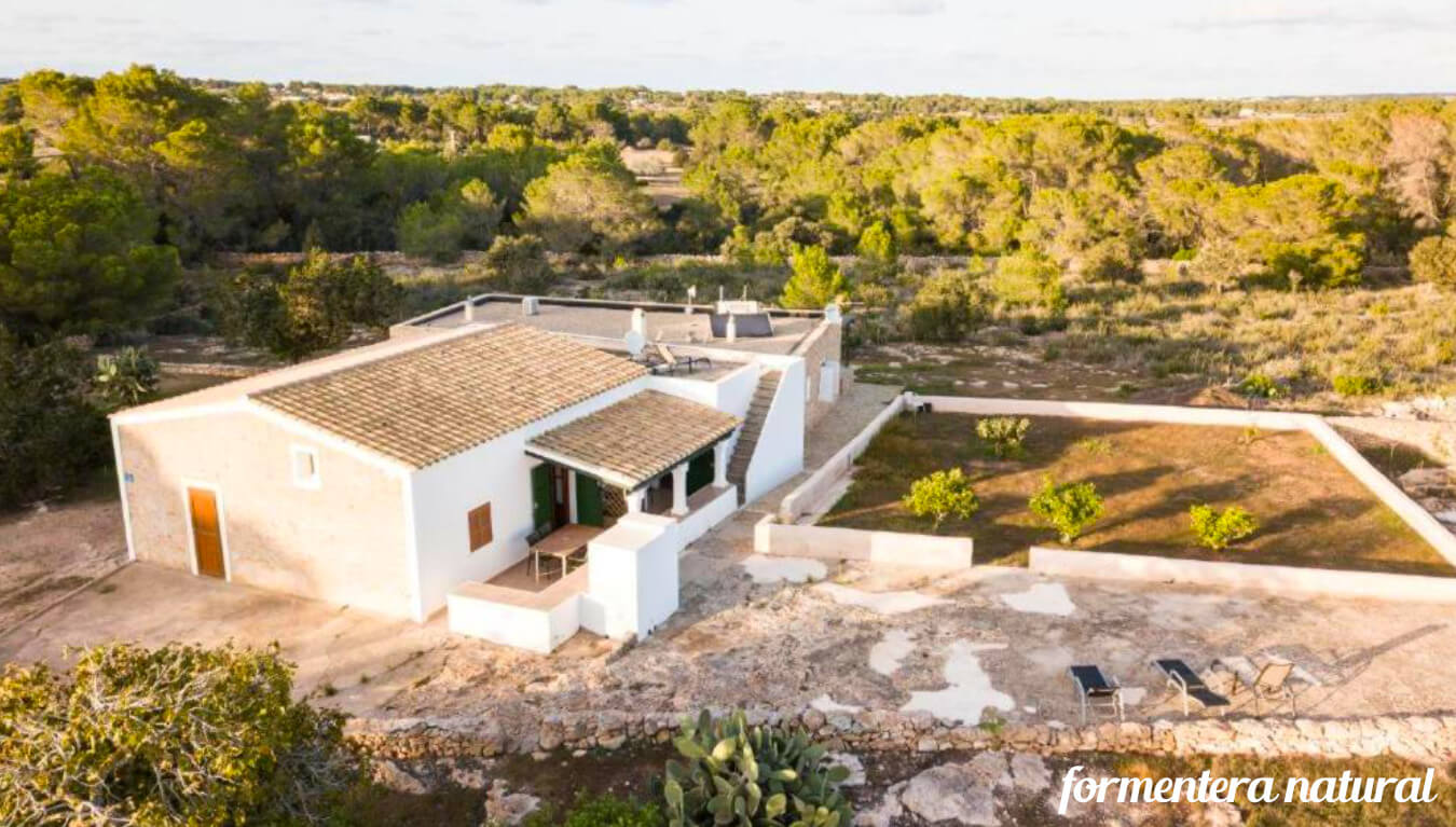 Casitas con piscina en Formentera Casitas con piscina en Formentera