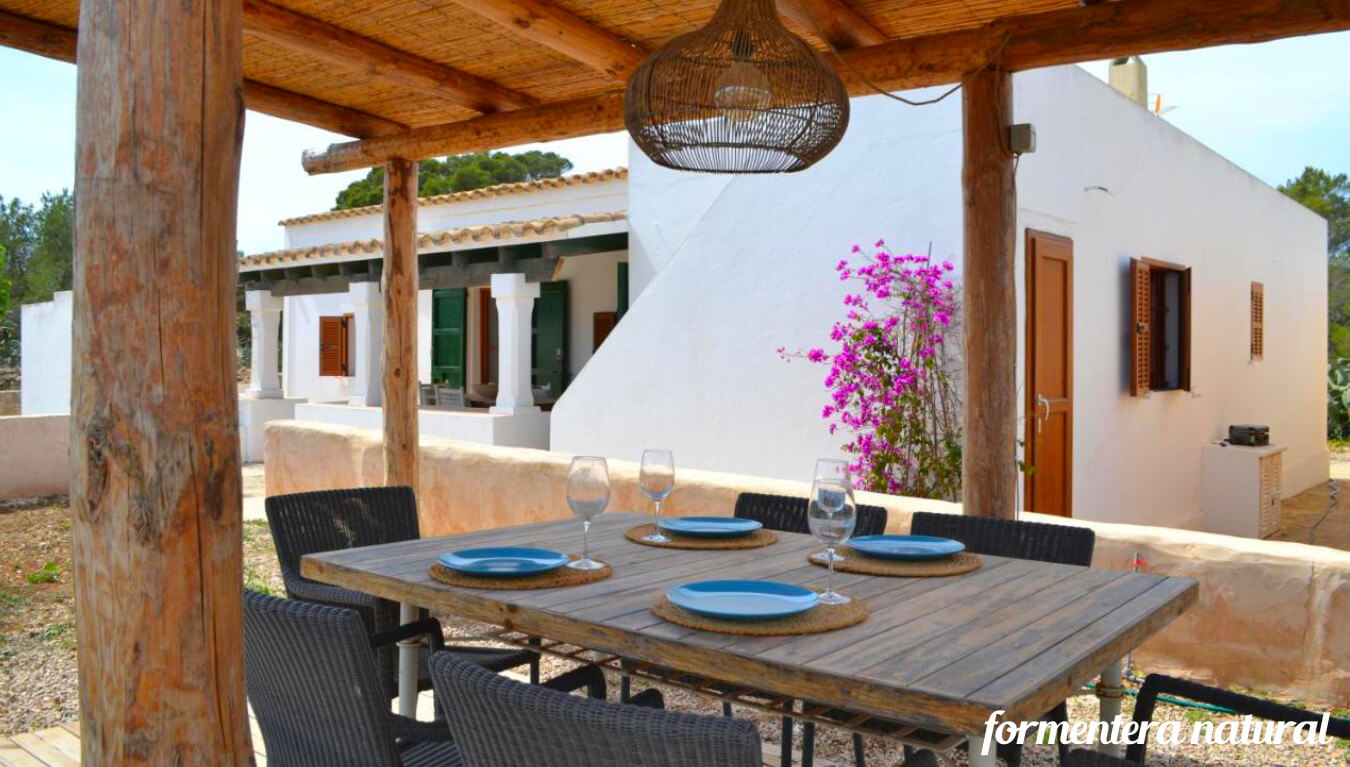 Casitas con piscina en Formentera Casitas con piscina en Formentera