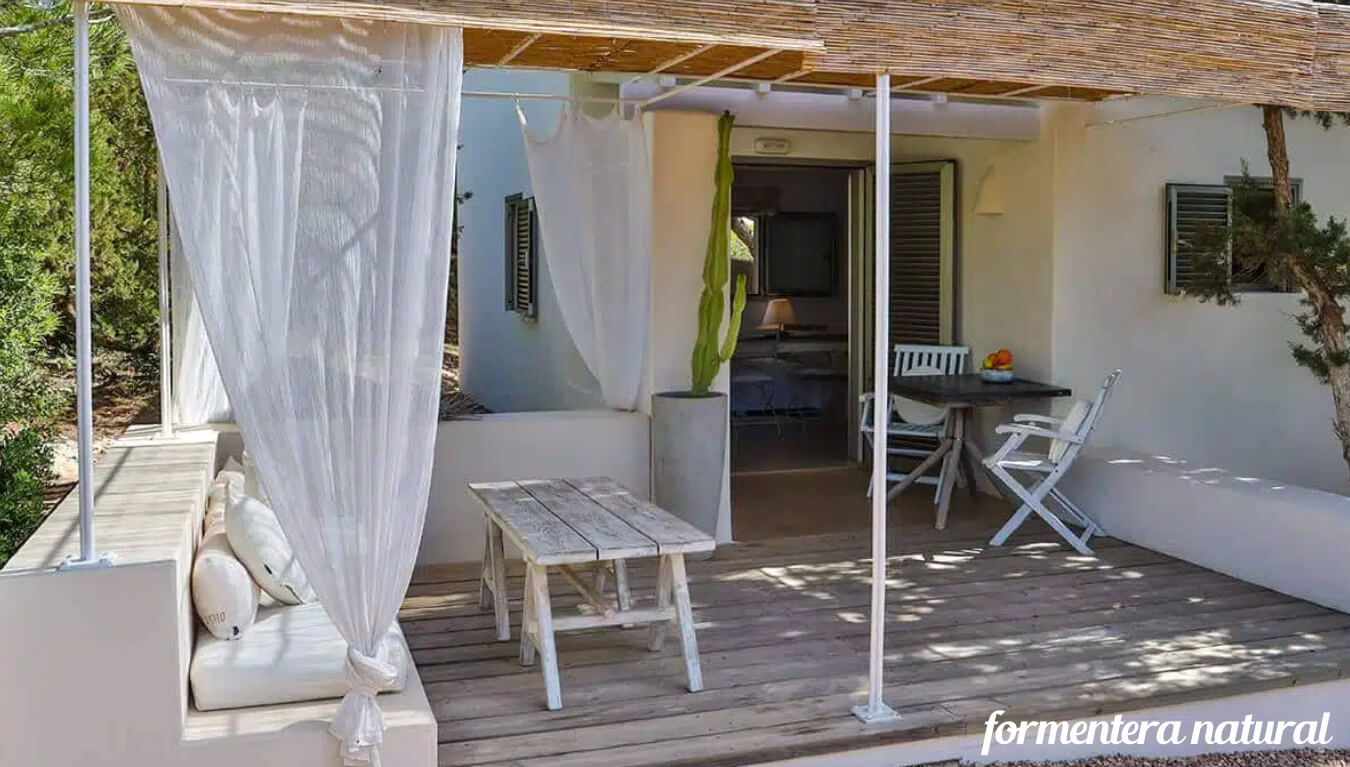 Bungalos boho chic Migjorn Formentera Bungalos boho chic Migjorn Formentera