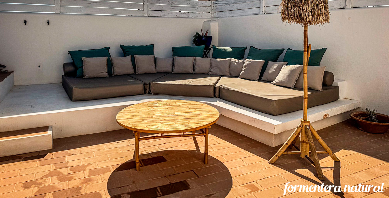 Casa-Cala-frente-Formentera