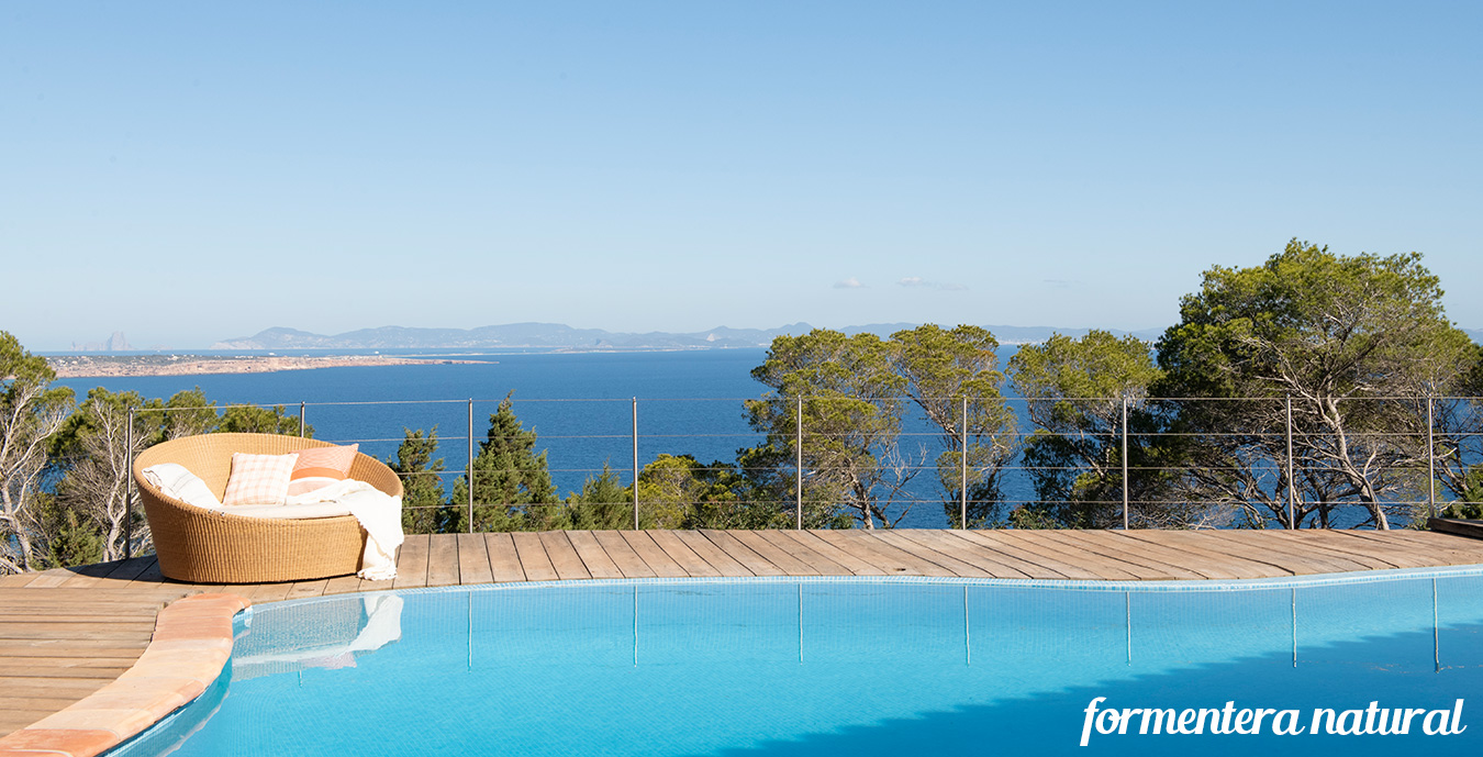 Villa-con-vista-mare-dalla-camera-padronale Villa-con-vista-mare-dalla-camera-padronale