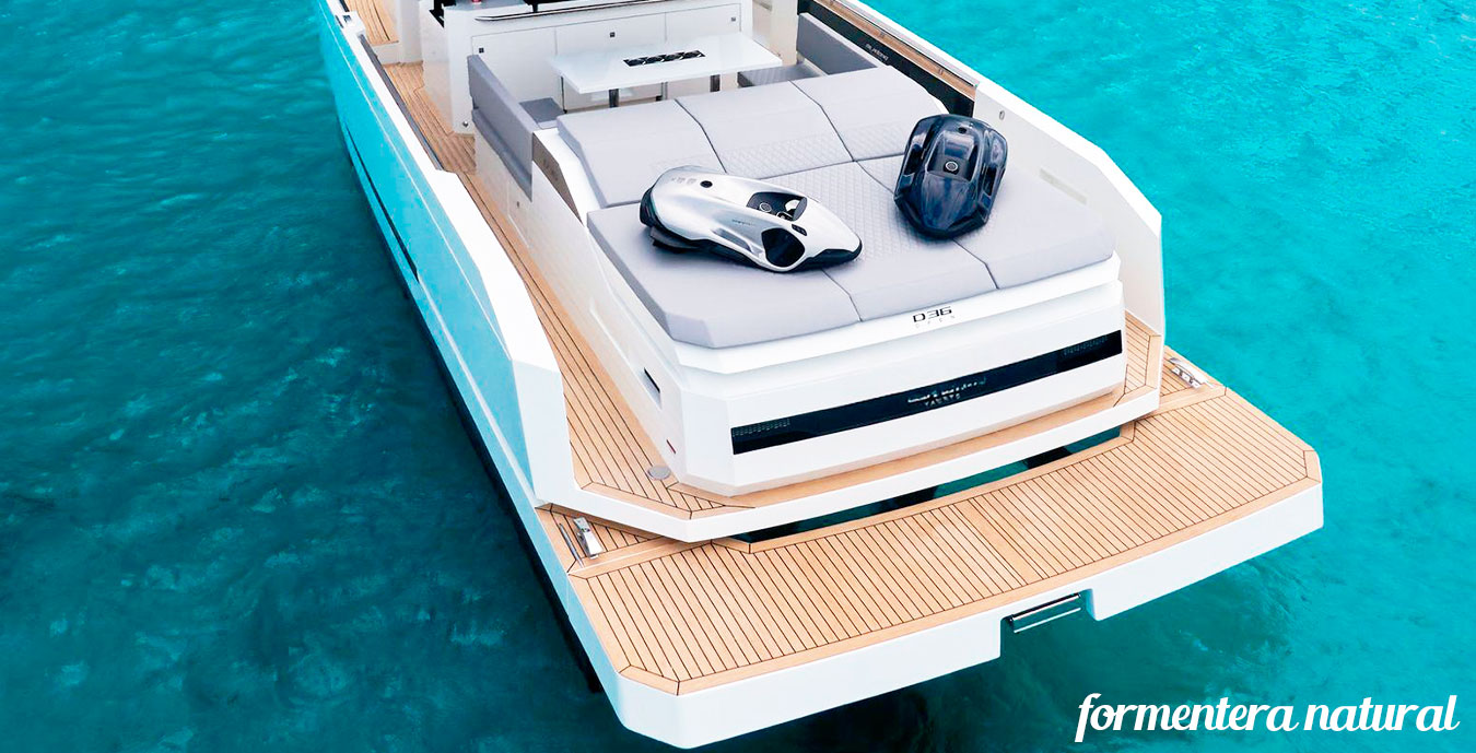 Private-boat-trip-Formentera Private-boat-trip-Formentera
