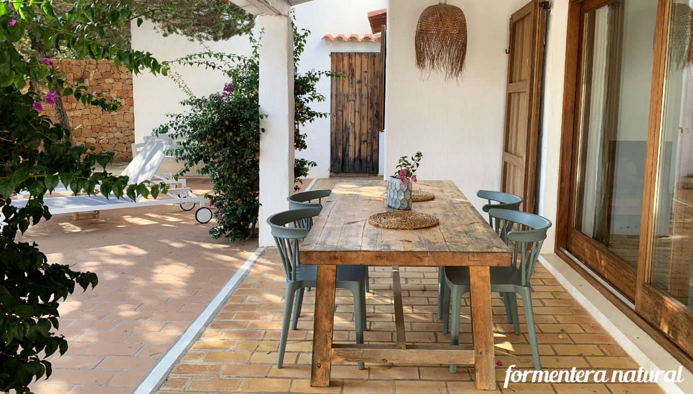 Casita con piscina en la playa Formentera