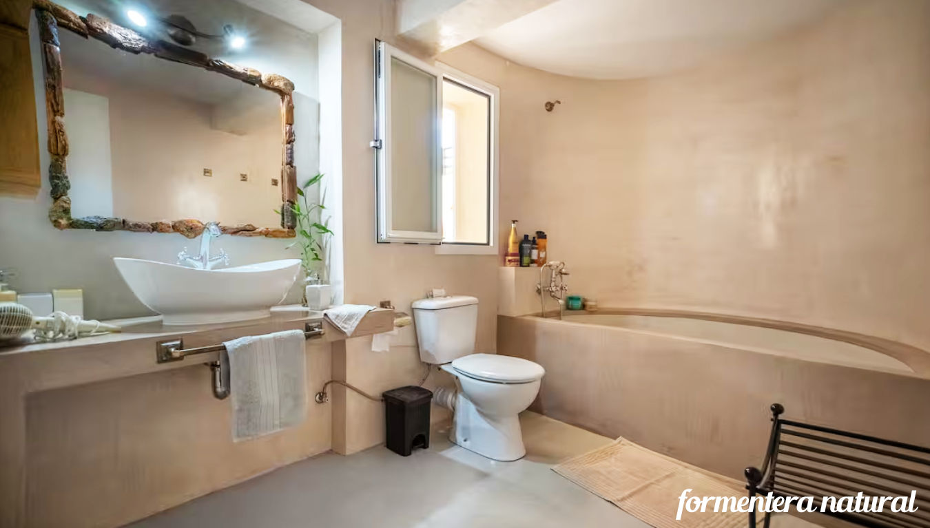 Casa con piscina, tenis y gimnasio Formentera Casa con piscina, tenis y gimnasio Formentera