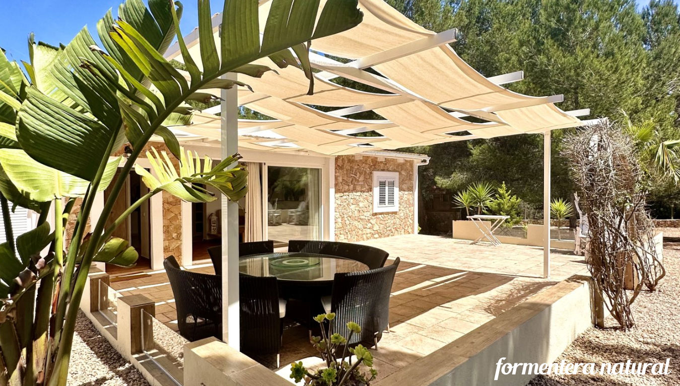Casa con piscina, tenis y gimnasio Formentera Casa con piscina, tenis y gimnasio Formentera