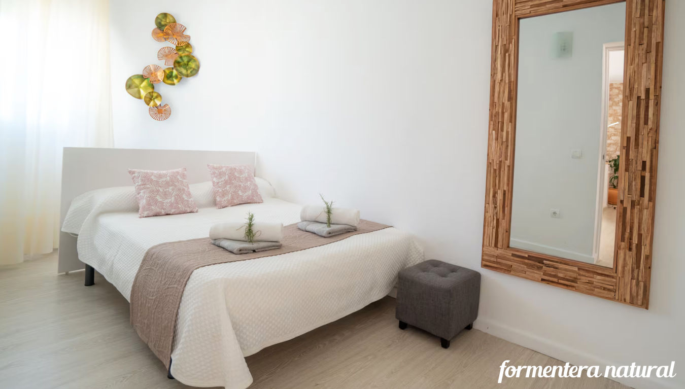 Casa con piscina, tenis y gimnasio Formentera Casa con piscina, tenis y gimnasio Formentera